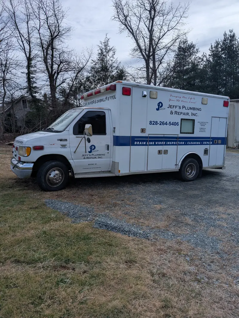 2002 Ford F-450 Super Duty Ambulance Chassis With 2018 Northwest Brute 3012-E Skid-Mount Jetter 1