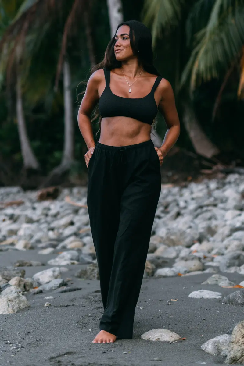 Black Alani Pants – Versatile Full-Length Workout Leggings 1