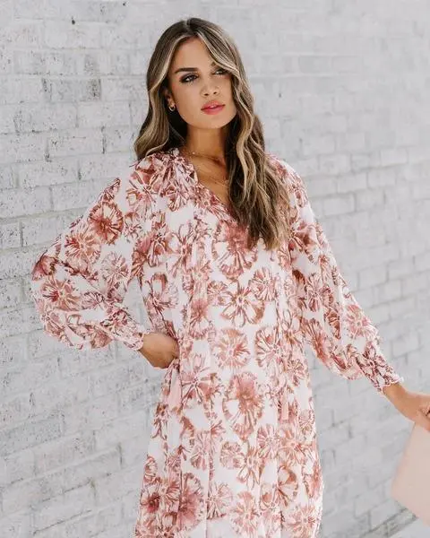 Floral Mini Dress – Light Luxury Design With Modern Feminine Details 1