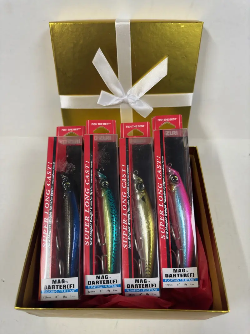 J&J Yo-Zuri Mag Darter Limited-Edition Holiday Gift Box 1