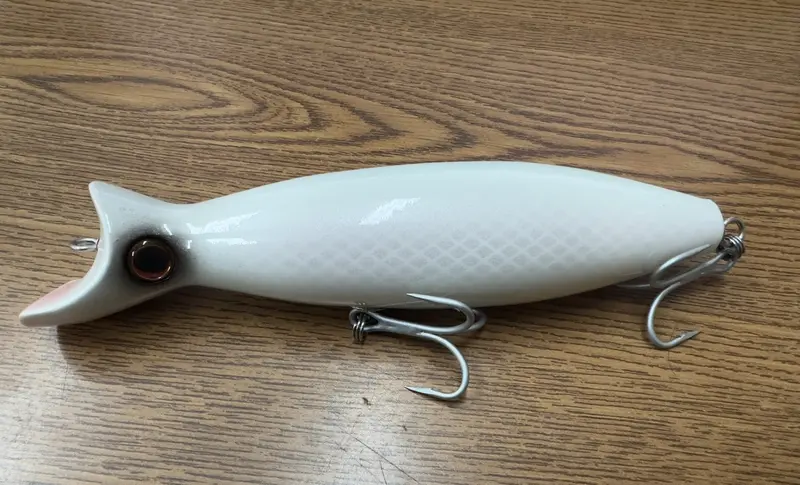 Northbar Sporting Wood Bottle Darter – Classic White Finish 1
