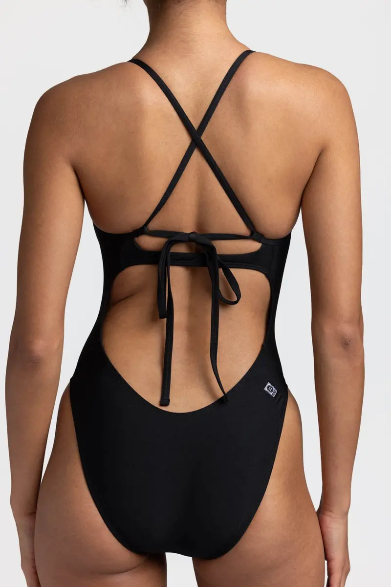 Priscilla Structured One-Piece Swimwear 1