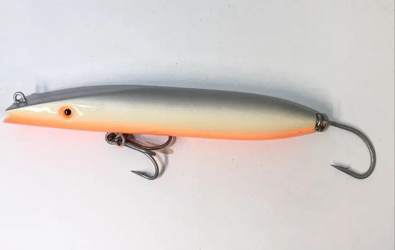 Super Strike Zig Zag 2 3/8″ Darter – Silver/Bone/Orange Colorway (Model Zz6W-054) 1