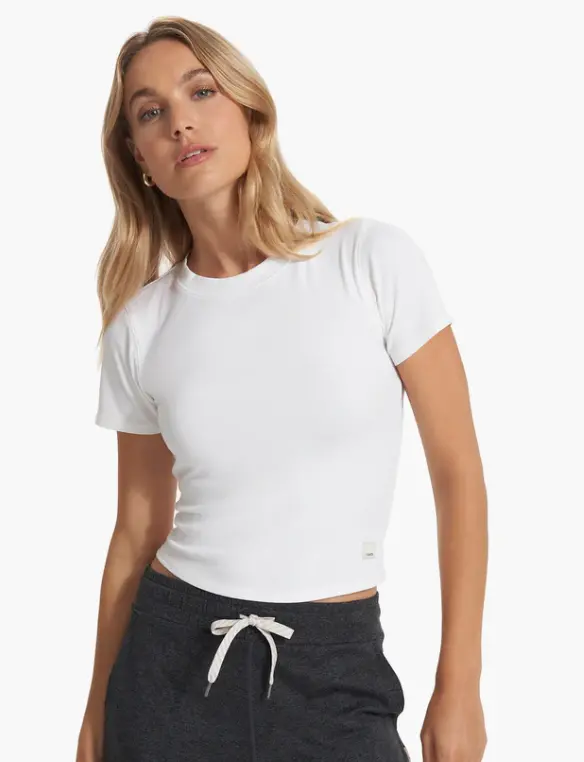 Women'S S/S Pose Contour-Fit T-Shirt 1